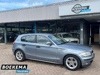 Vaurioauto  passenger cars BMW 1-serie 116i Airco 5-Deurs 2005/12