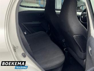 Peugeot 108 1.0 e-VTi Active Airco 5-Deurs picture 19