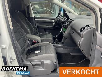 Volkswagen Touran 1.6 TDI Grijs kenteken Climate Cruise Trekh. PDC picture 20