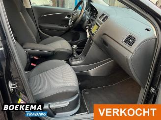 Volkswagen Polo 1.2 TSI Highline 110PK DSG Stoelverwarming Navigatie Camera Climate picture 21