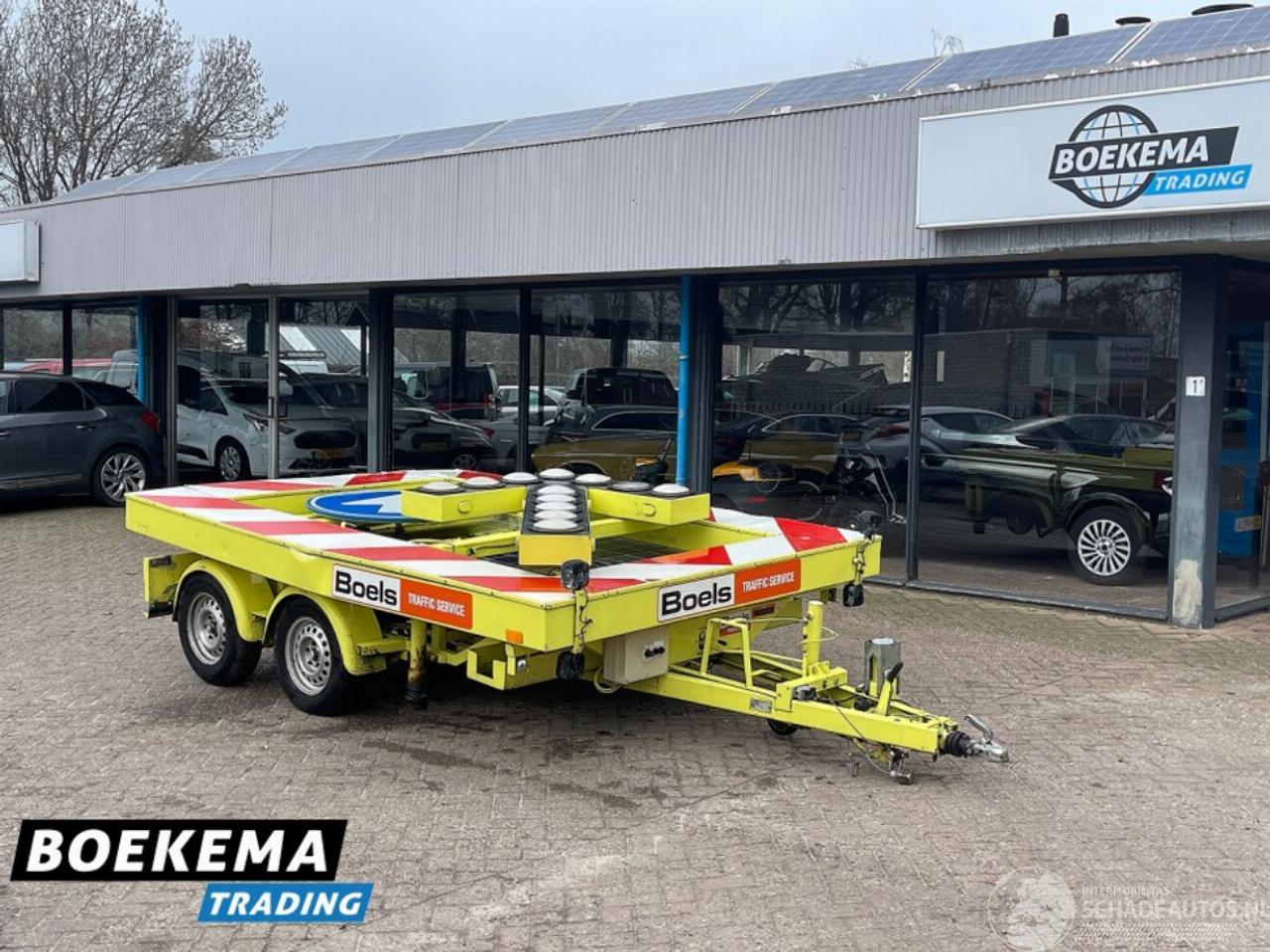 Van Weel  VW1300 Pijlwagen Zonnepaneel Hydroliek