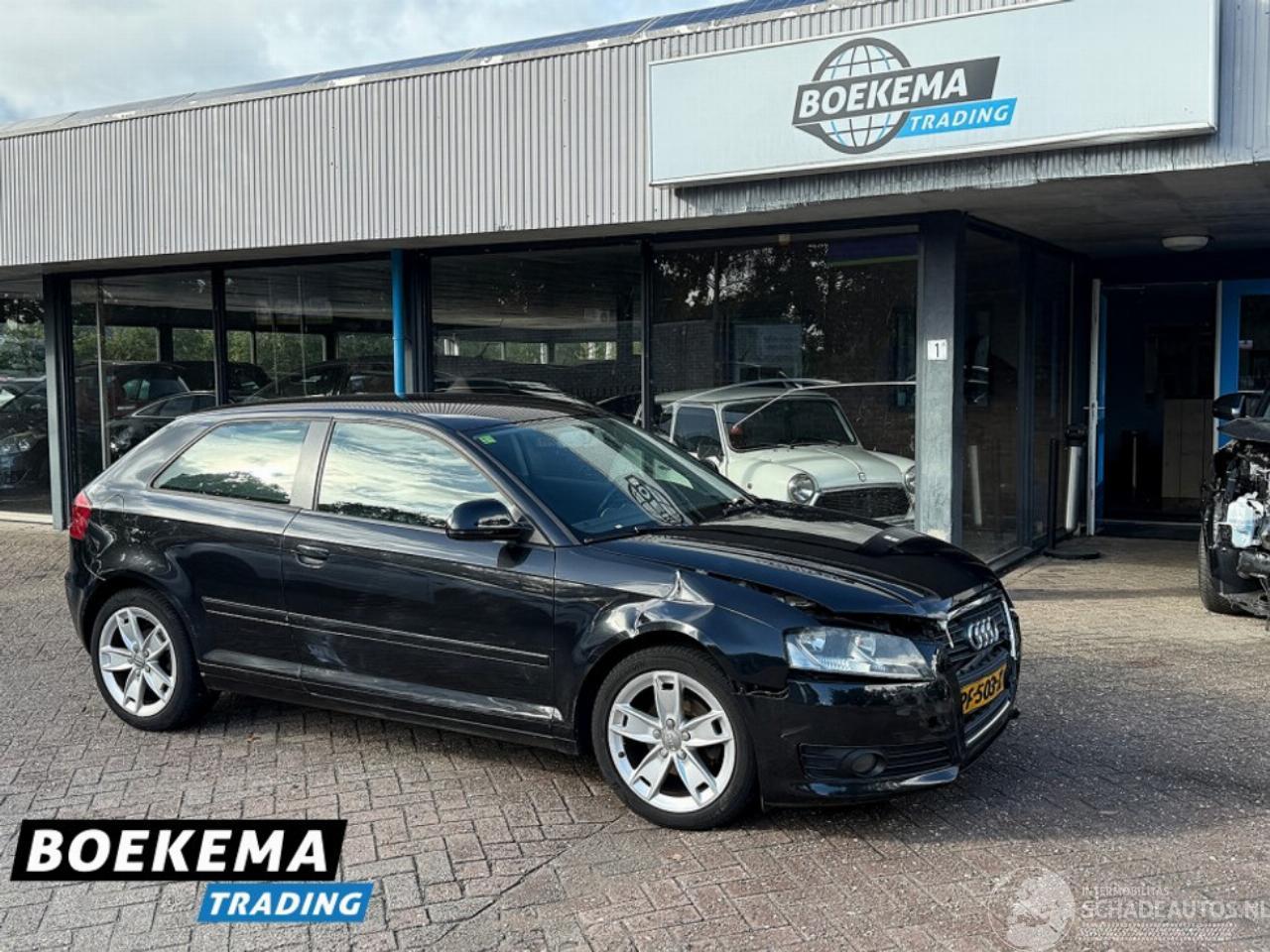 Audi A3 1.6 Ambition Business Edition Navigatie Cruise Climate