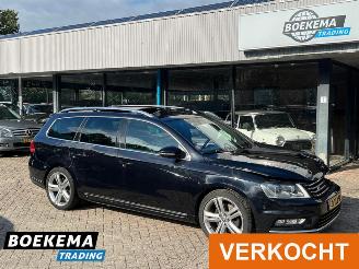 Damaged car Volkswagen Passat Variant 1.4 TSI R-Line Aut Pano Leer Climate stoelverw. 2014/3