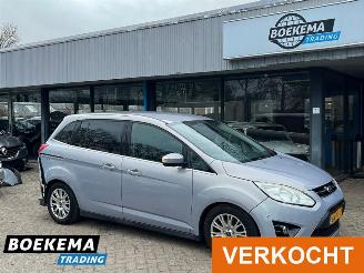 krockskadad bil auto Ford Grand C-Max 1.6 Titanium 150PK 6-Pers Navi Cruise Climate PDC 2011/1