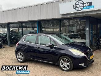  Peugeot 208 1.2 VTi Allure Led Navi Climate Cruise 2014/5