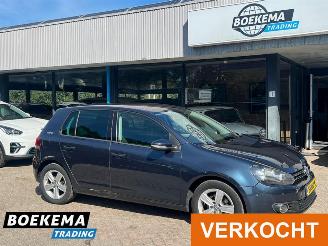 krockskadad bil auto Volkswagen Golf 1.2 TSI Highline Climate Cruise stoelverw. 2010/6