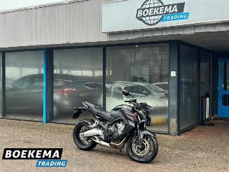 krockskadad bil auto Honda CB 650 F ABS 2015/3