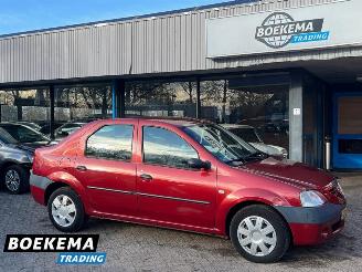krockskadad bil auto Dacia Logan 1.4 Lauréate Airco 2007/7
