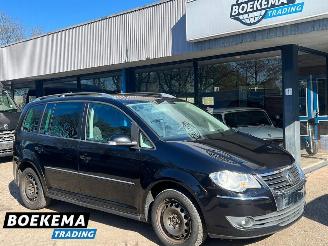 Schadeauto Volkswagen Touran 2.0 TDI 170PK Highline Stoelverw. Cruise Climate 2008/5