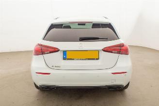 Mercedes A-klasse A180 Motor loopt Luxury Line Automaat Koppakking defect picture 28