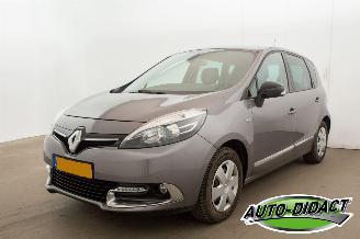 Voiture accidenté Renault Scenic 1.2 TCE Bose Navi 2016/2