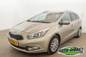 skadebil auto Kia Cee d Sportwagon 1.6 GDI Navi Plus Pack 2012/12