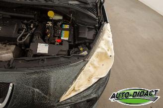 Peugeot 207 SW 1.6 VTi XS Première picture 31