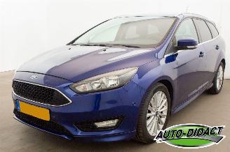 krockskadad bil auto Ford Focus 1.5 Titanium Edition Clima Navi 2015/7