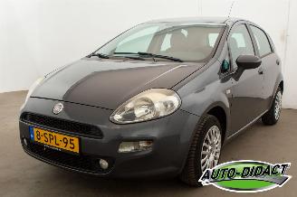 uszkodzony samochody osobowe Fiat Punto 1.2 Pop Airco 2012/6
