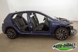Volkswagen Golf 1.5 eTSI Automaat R-Line Business picture 23