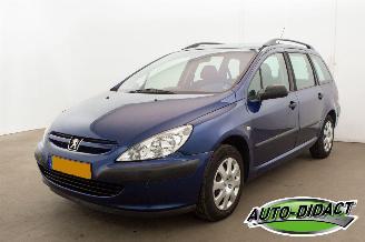 krockskadad bil auto Peugeot 307 Break 1.6-16V XR Airco 2004/8