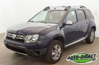 Vaurioauto  passenger cars Dacia Duster 1.2 Airco 82.775 km Carpas 2017/6