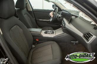 BMW 3-serie 318i Automaat Digi Dash Clima Navi picture 19
