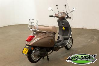 Vespa  Primavera 9644 km picture 4