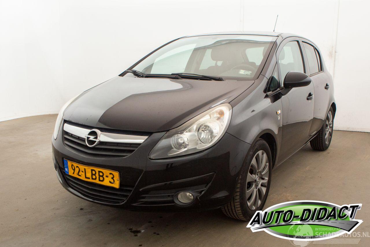 Opel Corsa 1.2-16V 111 Edition Airco 115.547 km NAP