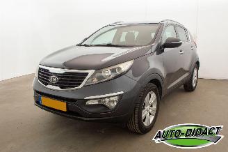 Damaged car Kia Sportage 1.6 GDI Clima Navi Camera X-Ecutive Plus Pack 2011/11