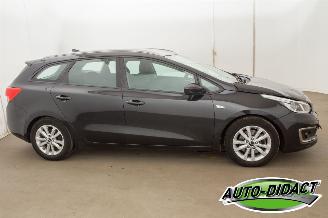 Kia Cee d 1.6 GDI 117.593 Clima Navi Camera ComfortPlusLine Navigator picture 44