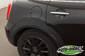 Mini Cooper 1.5 Airco Navi Business picture 31