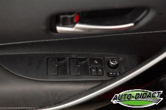 Toyota Corolla Touring Sports 2.0 Hybrid Pano Leder Clima Navi Premium picture 12