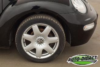 Volkswagen New-beetle 2.0 Cabriolet Highline Airco picture 24