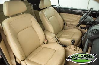 Volkswagen New-beetle 2.0 Cabriolet Highline Airco picture 15