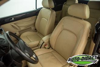 Volkswagen New-beetle 2.0 Cabriolet Highline Airco picture 20