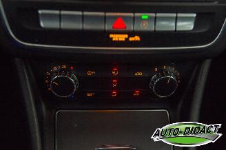 Mercedes Cla-klasse 180d Airco Camera picture 10