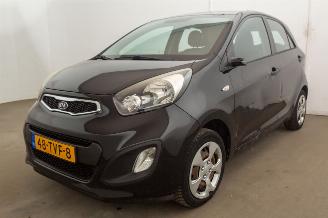Schadeauto Kia Picanto 1.2 CVVT Airco Comfort Pack 2012/4