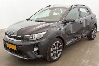 Auto incidentate Kia Stonic 1.0 T-GDi Automaat 87.259 km Navi Camera DynamicLine 2020/4