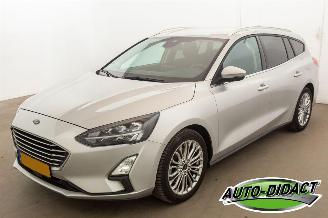 krockskadad bil auto Ford Focus 1.0 EcoBoost Clima Navi Titanium Business 2020/4