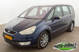 Unfallwagen Ford Galaxy 2.0-16V 7p. Clima Ghia Limited 2010/2