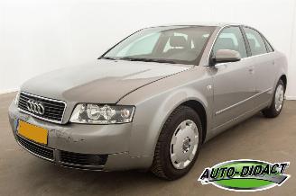 skadebil auto Audi A4 2.0 Clima 2004/10