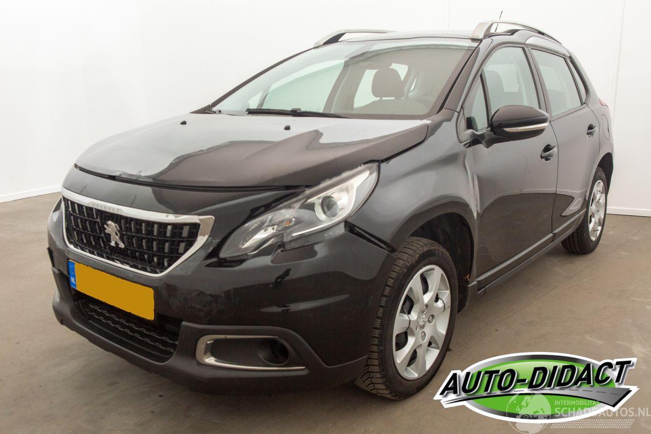 Peugeot 2008 1.2 PureTech 105.313 km Pano Airco Navi Blue Lion