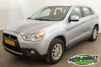 krockskadad bil auto Mitsubishi ASX 1.6 Airco Intro Edition ClearTec 2011/8