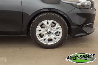 Kia Cee d 1.0 T-GDi 47.565 km Clima Navi Camera DynamicLine picture 34