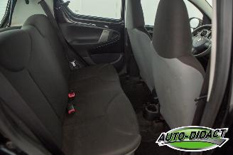 Toyota Aygo 1.0 VVT-i Airco Comfort picture 17