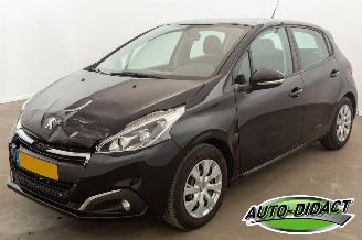 Unfallwagen Peugeot 208 1.2 PureTech 66.812 km NAP Airco Blue Lion 2018/3