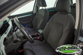 Volkswagen Golf 1.0 TSI 106.293 km Digi Dash Clima Navi Life Business picture 28