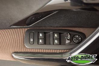 Peugeot 2008 1.6 HDi 68KW picture 20