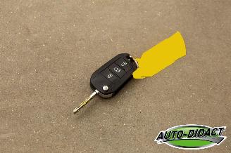 Peugeot 2008 1.6 HDi 68KW picture 27