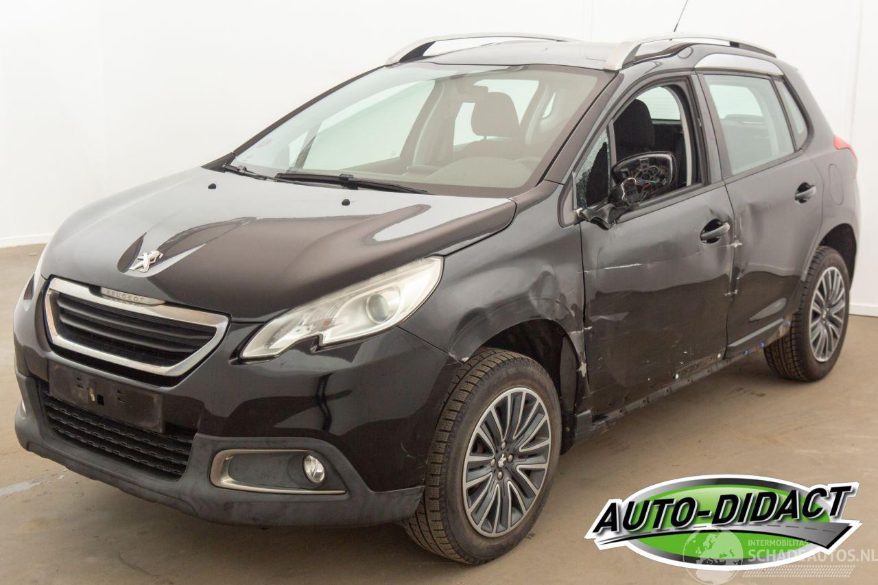 Peugeot 2008 1.2 Active 118.099 km Navi Airco