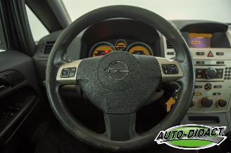 Opel Zafira 1.8 Koppeling matig Temptation picture 13