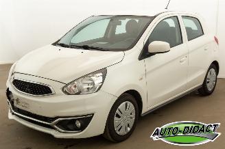 krockskadad bil auto Mitsubishi Space-star 1.0 Cool+ 104.115 km NAP Airco 2019/3