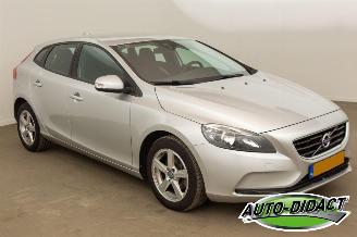 Volvo V-40 2.0 D2 Navi Clima picture 2